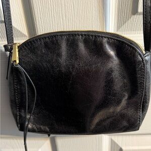 Black Leather Crossbody Bag
Pre-loved 
Soft Leather 
Good Condition